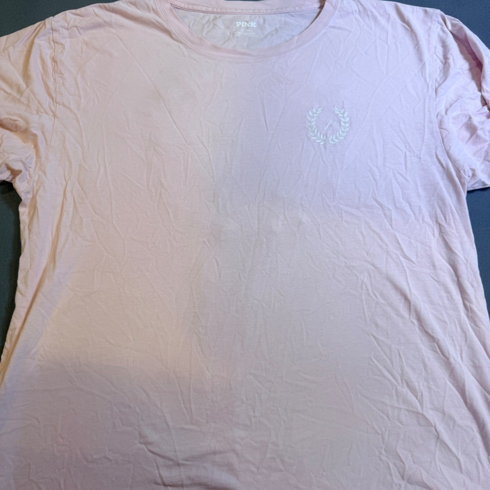 Pink Victoria's Secret Womens T-Shirt Large L Pink Laurel Wreath Graphic Tee